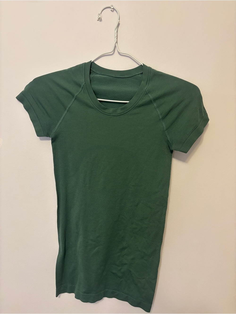 lululemon athletica Short-Sleeve Crewneck Tee in Forest Green